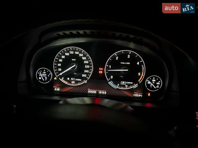 Седан BMW 5 Series 2012 в Золотоноше