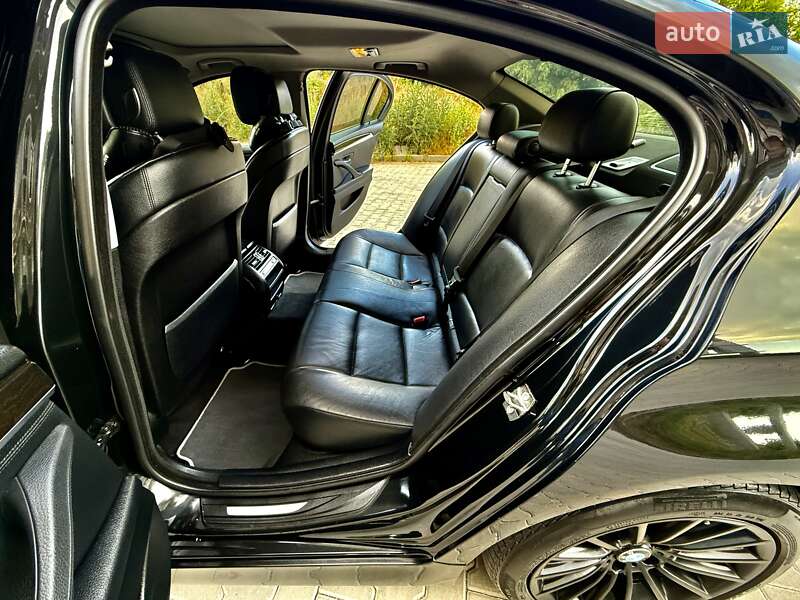Седан BMW 5 Series 2013 в Одессе