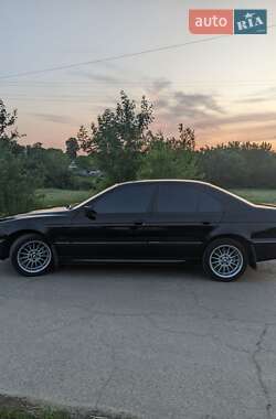 Седан BMW 5 Series 1998 в  фото 14 Седан BMW 5 Series 1998 в