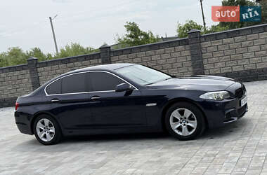 Седан BMW 5 Series 2012 в 