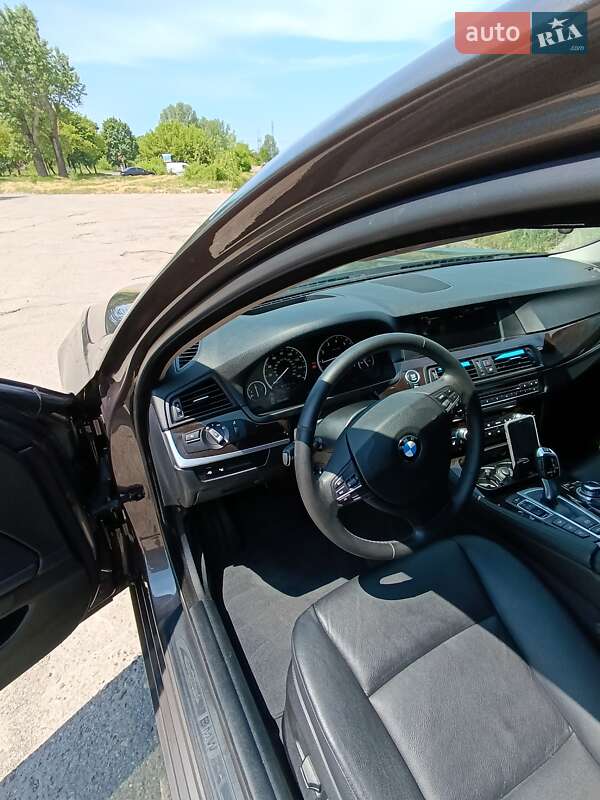 Седан BMW 5 Series 2013 в Ивано-Франковске