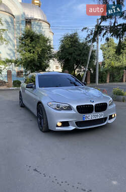 Седан BMW 5 Series 2011 в 