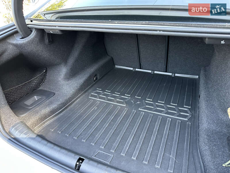 Седан BMW 5 Series 2018 в Харкові