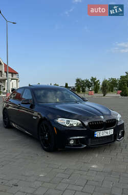 Седан BMW 5 Series 2015 в Чернівцях