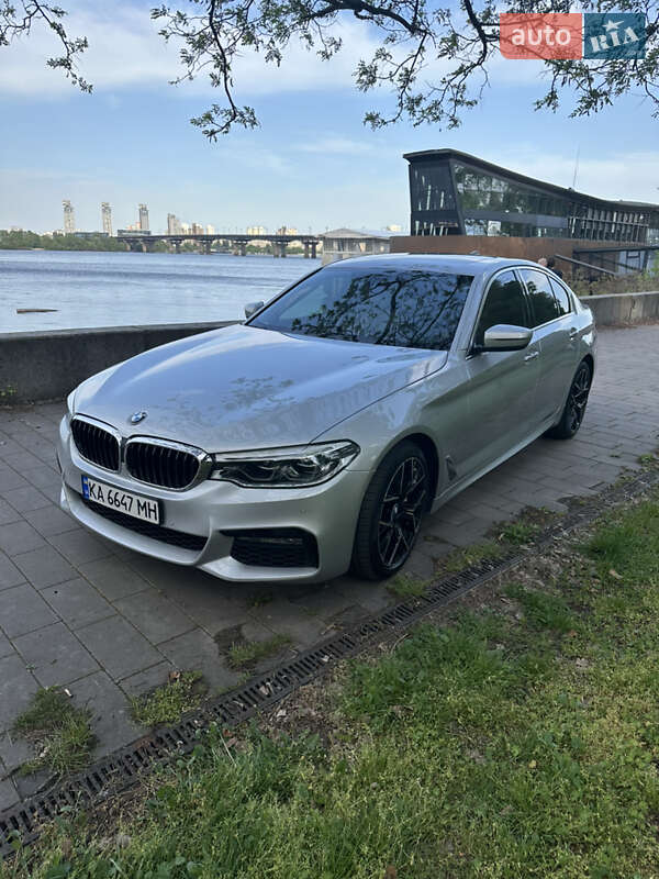 Седан BMW 5 Series 2017 в Киеве