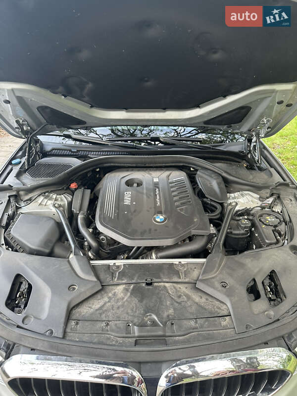 Седан BMW 5 Series 2017 в Киеве