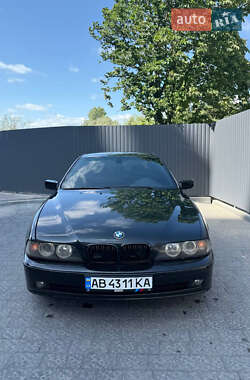 Седан BMW 5 Series 2002 в Вінниці