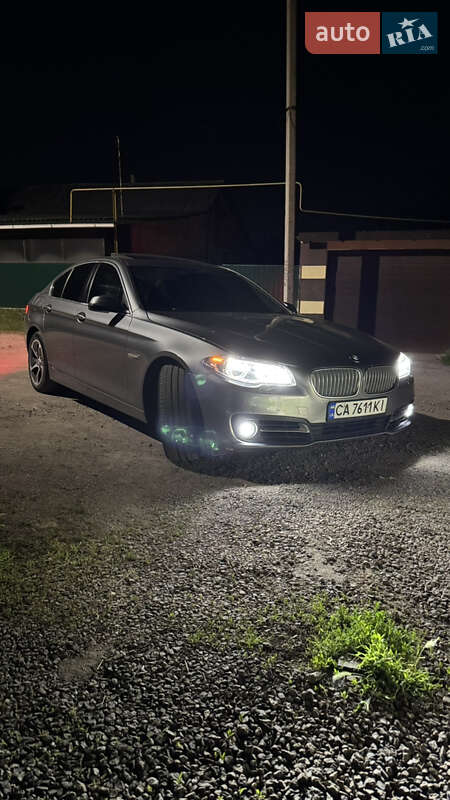 Седан BMW 5 Series 2015 в Киеве