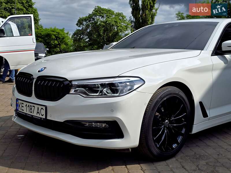 Седан BMW 5 Series 2018 в Києві