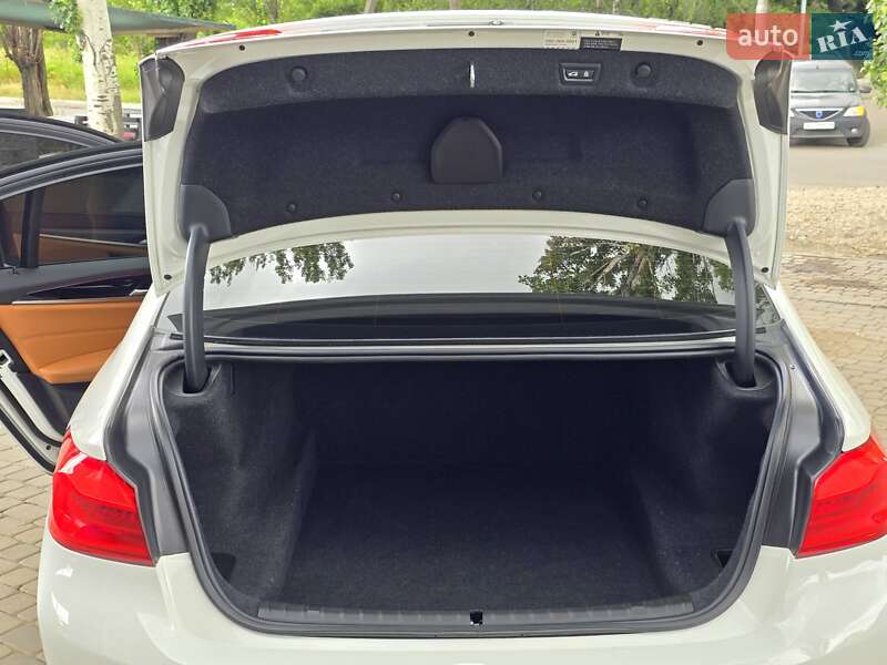 Седан BMW 5 Series 2018 в Києві