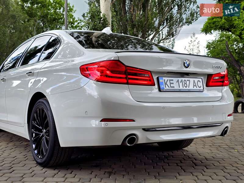 Седан BMW 5 Series 2018 в Києві