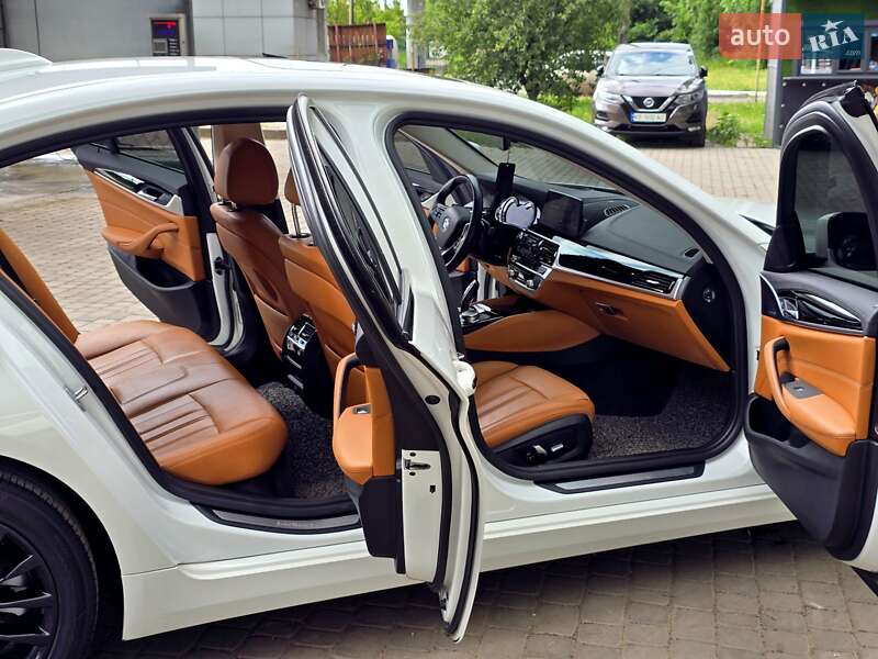 Седан BMW 5 Series 2018 в Києві