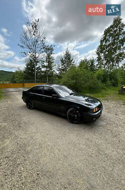 Седан BMW 5 Series 2001 в Богородчанах