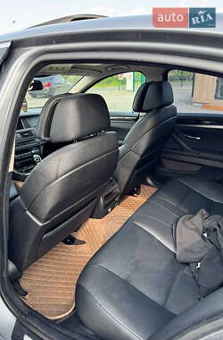 Седан BMW 5 Series 2010 в 