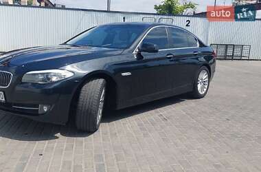 Седан BMW 5 Series 2012 в  фото 3 Седан BMW 5 Series 2012 в