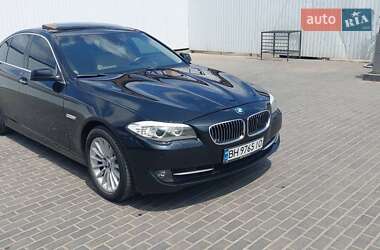 Седан BMW 5 Series 2012 в  фото 12 Седан BMW 5 Series 2012 в