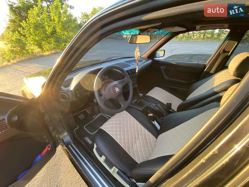 Седан BMW 5 Series 1993 в Овідіополі фото 19 Седан BMW 5 Series 1993 в Овідіополі