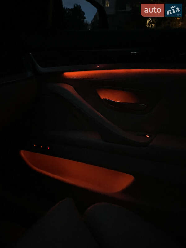 Седан BMW 5 Series 2011 в Дніпрі
