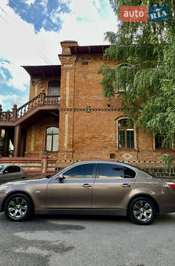 Седан BMW 5 Series 2007 в 