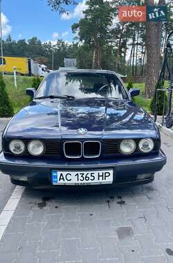 Седан BMW 5 Series 1990 в Колках