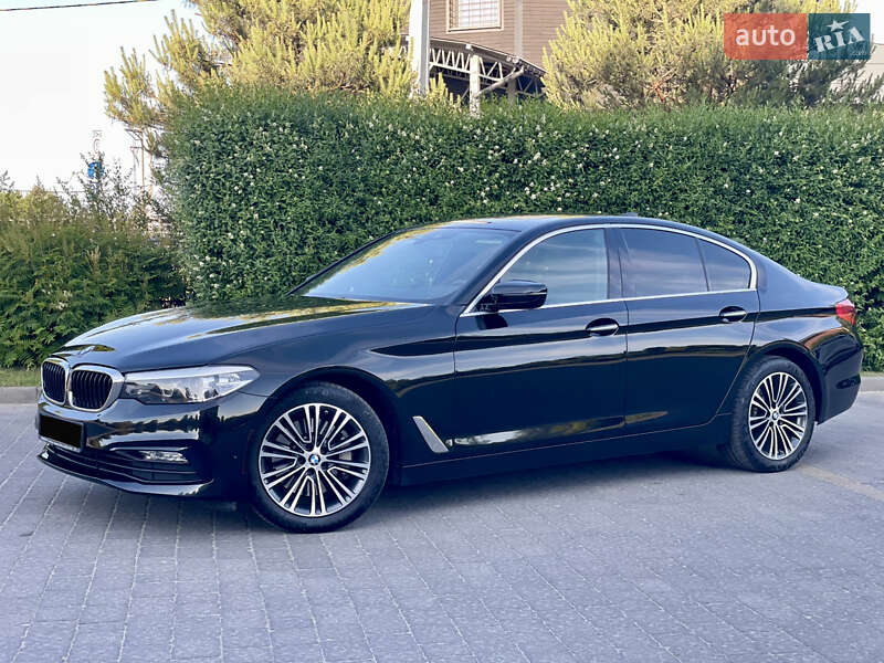 Седан BMW 5 Series 2018 в Львові