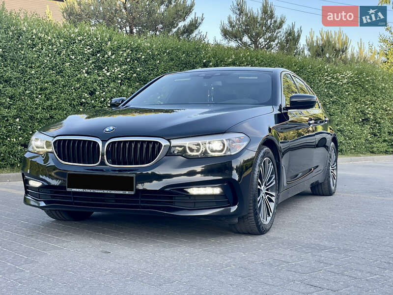 Седан BMW 5 Series 2018 в Львові