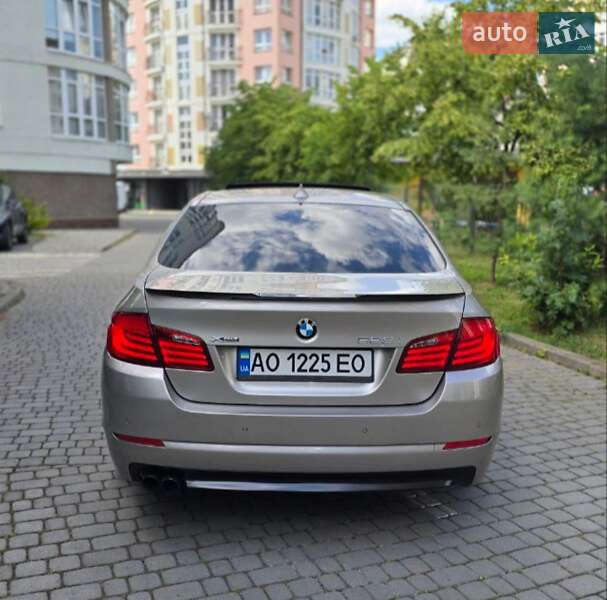 Седан BMW 5 Series 2012 в Івано-Франківську