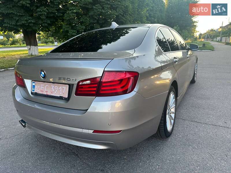 Седан BMW 5 Series 2012 в Золотоноше