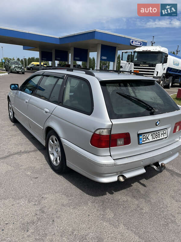 Універсал BMW 5 Series 2001 в Сарнах