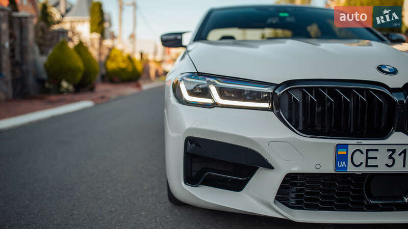 Седан BMW 5 Series 2019 в Черновцах