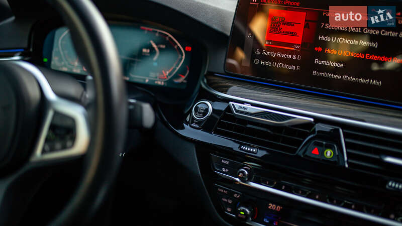 Седан BMW 5 Series 2019 в Черновцах