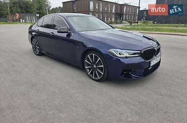 Седан BMW 5 Series 2015 в 