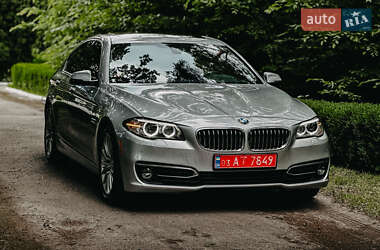 Седан BMW 5 Series 2015 в 
