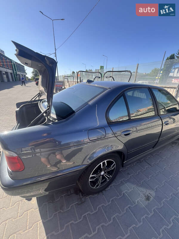 Седан BMW 5 Series 1999 в Тернополі
