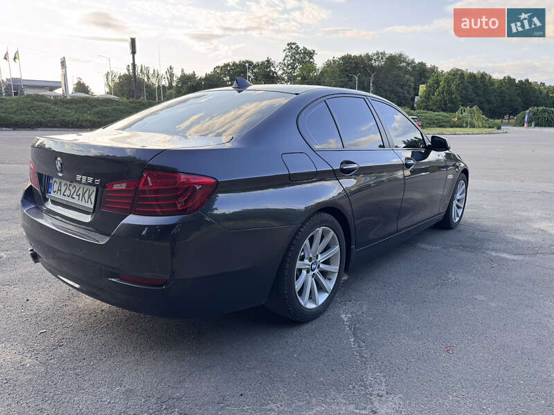 Седан BMW 5 Series 2015 в Умани
