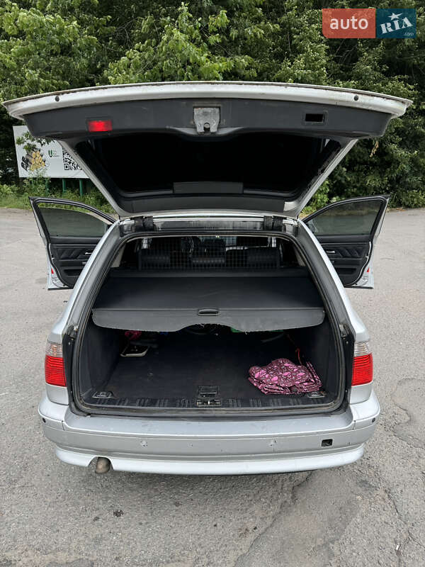 Універсал BMW 5 Series 2001 в Вінниці