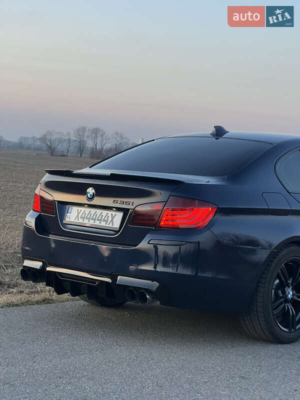 Седан BMW 5 Series 2011 в Стрию