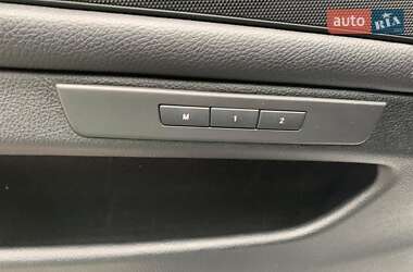 Седан BMW 5 Series 2012 в 