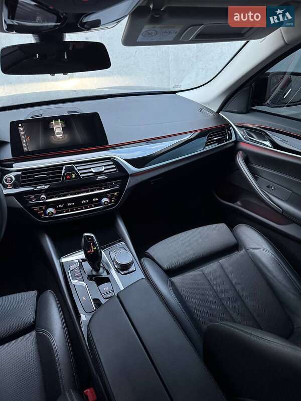 Седан BMW 5 Series 2017 в Києві
