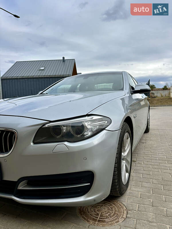 Седан BMW 5 Series 2016 в Виннице