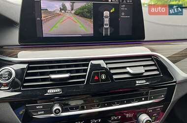 Седан BMW 5 Series 2019 в 