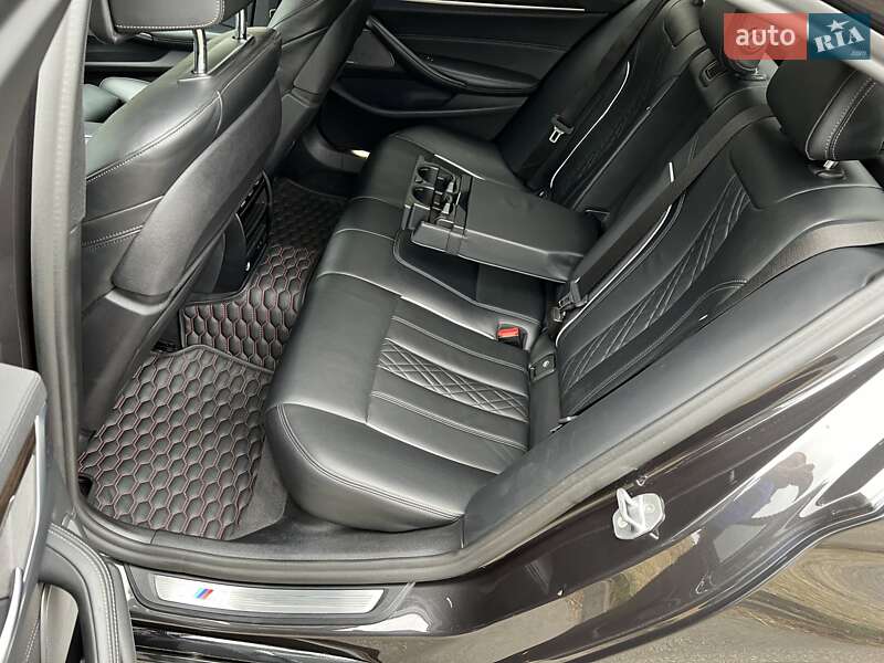 Седан BMW 5 Series 2019 в Киеве фото 30 Седан BMW 5 Series 2019 в Киеве