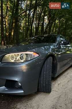 Седан BMW 5 Series 2012 в Львові