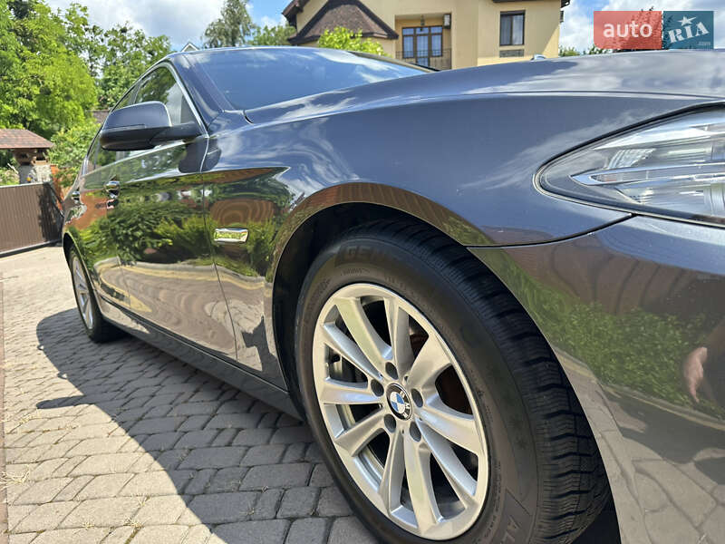 Седан BMW 5 Series 2016 в Киеве