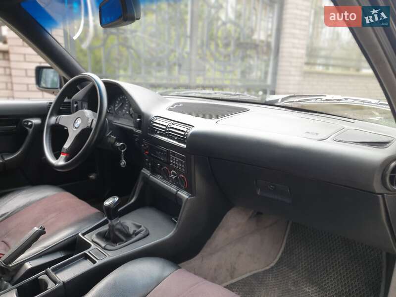 Седан BMW 5 Series 1990 в Ивано-Франковске