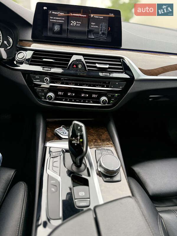 Седан BMW 5 Series 2018 в Києві