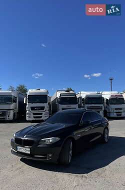 Седан BMW 5 Series 2012 в Звягелі