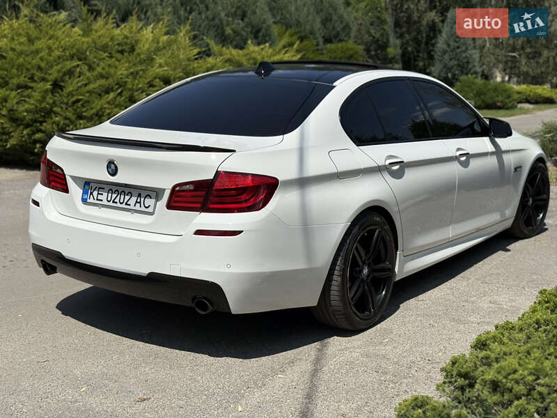 Седан BMW 5 Series 2012 в Дніпрі