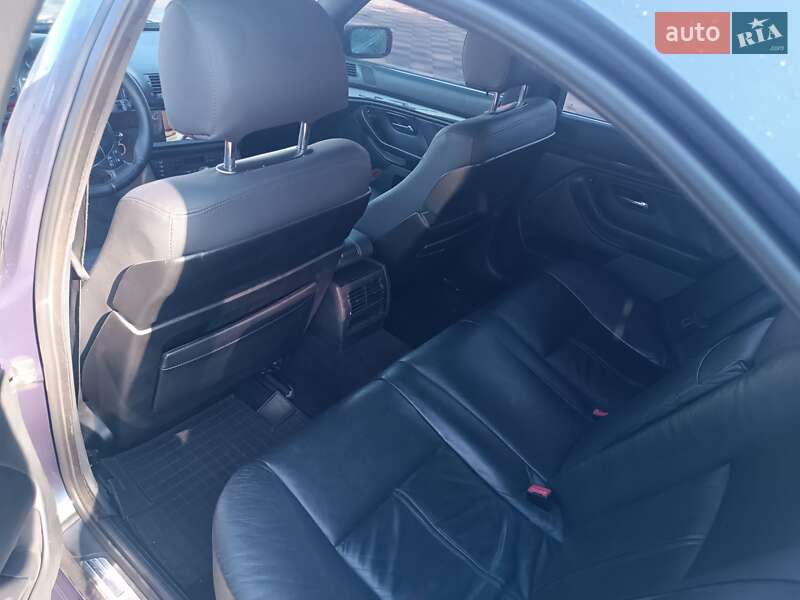 Седан BMW 5 Series 2002 в Самборе