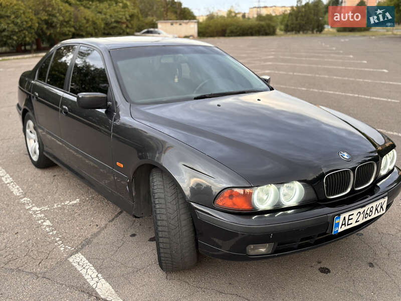 Седан BMW 5 Series 1996 в Кривом Роге